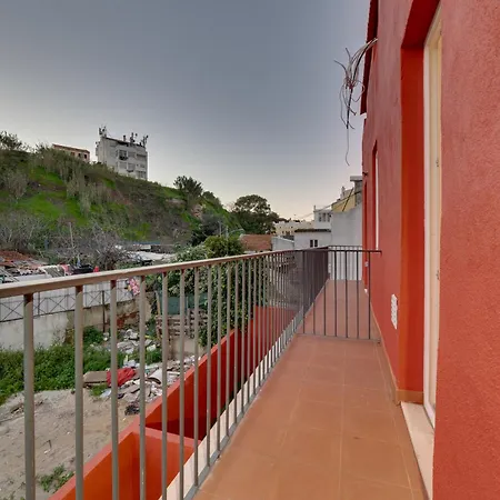 Campolide Charm Apartments-3